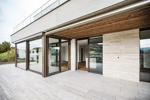 Holzbau Leuthardt Hebe-Schiebefenster