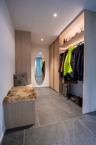 garderobe_1.jpg