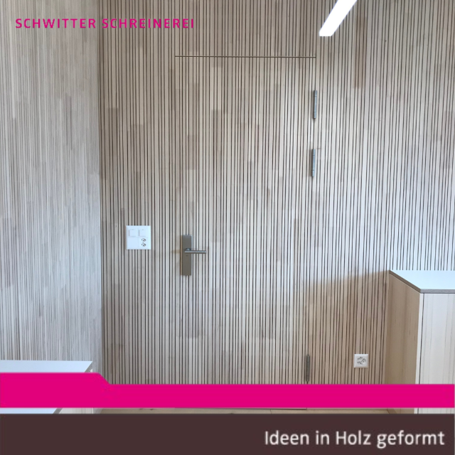 Türe in Akustikwand integriert