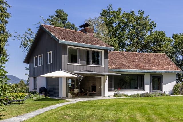 Hauri AG Staffelbach Fenster Umbau Landhausvilla